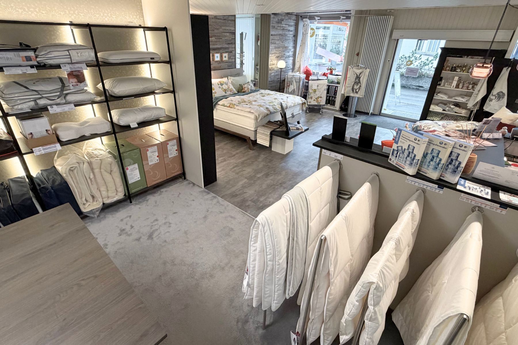 Felix-Odermatt-Gesundes-Schlafen-0-Kissen-Duvet